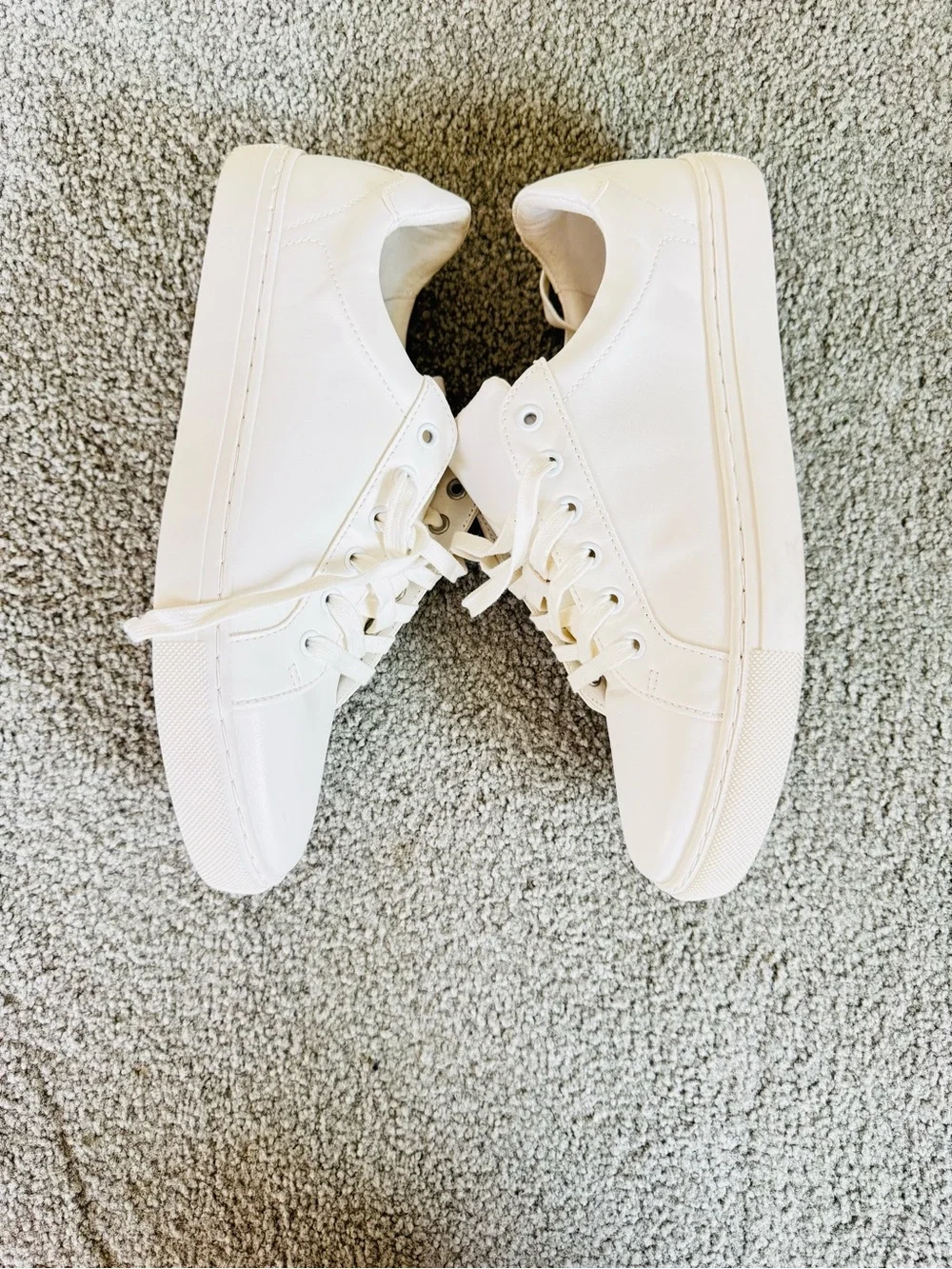 Banana Republic mens White Lace-Up Sneakers
